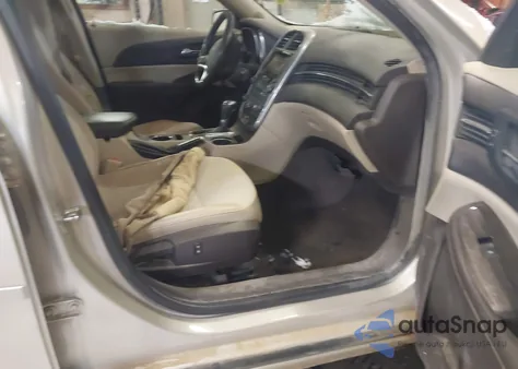 2015 Chevrolet Malibu 2Lt из США, поврежденный, VIN 1G11D5SL6FF266750